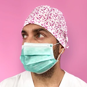 MŰTŐS SAPKA GOMBOS HEARTS